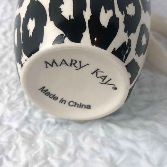 Mary Kay animal print coffee mug - Picture 4 of 4